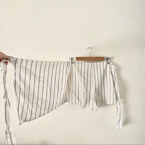 Tobi Striped Wrap Skort - Picture 2 of 7